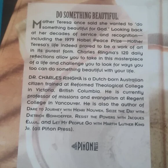 2/$7, 3/$9  hardcover: Wash the feet of the world with Mother Teresa - Picture 5 of 5